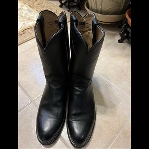 Western boots size 11
